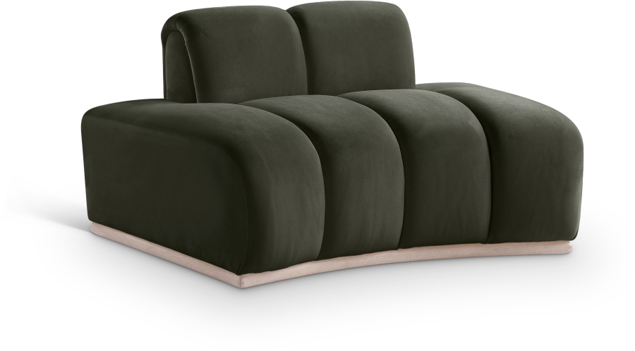 44093Green-C