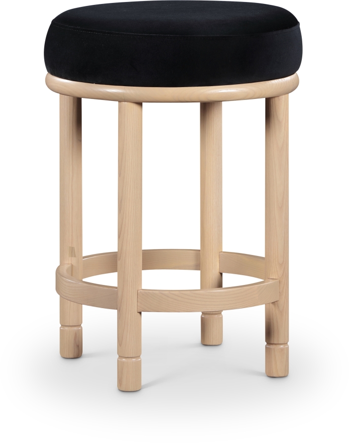 976Black-C