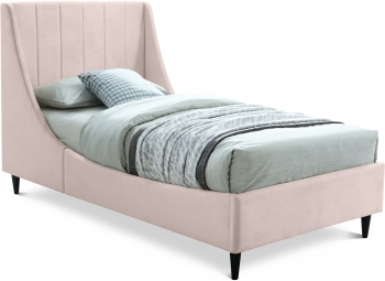 Pink Eva-Bed