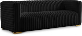 Black 640-S