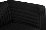 640Black-C alternate view 11