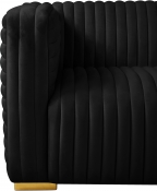 640Black-C alternate view 12