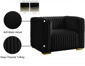 640Black-C Infographic