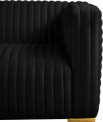 640Black-S alternate view 12
