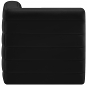 677Black-Corner alternate view 3