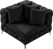686Black-Corner alternate view 5