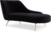 622Black-Chaise
