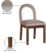 11009Taupe-C Infographic